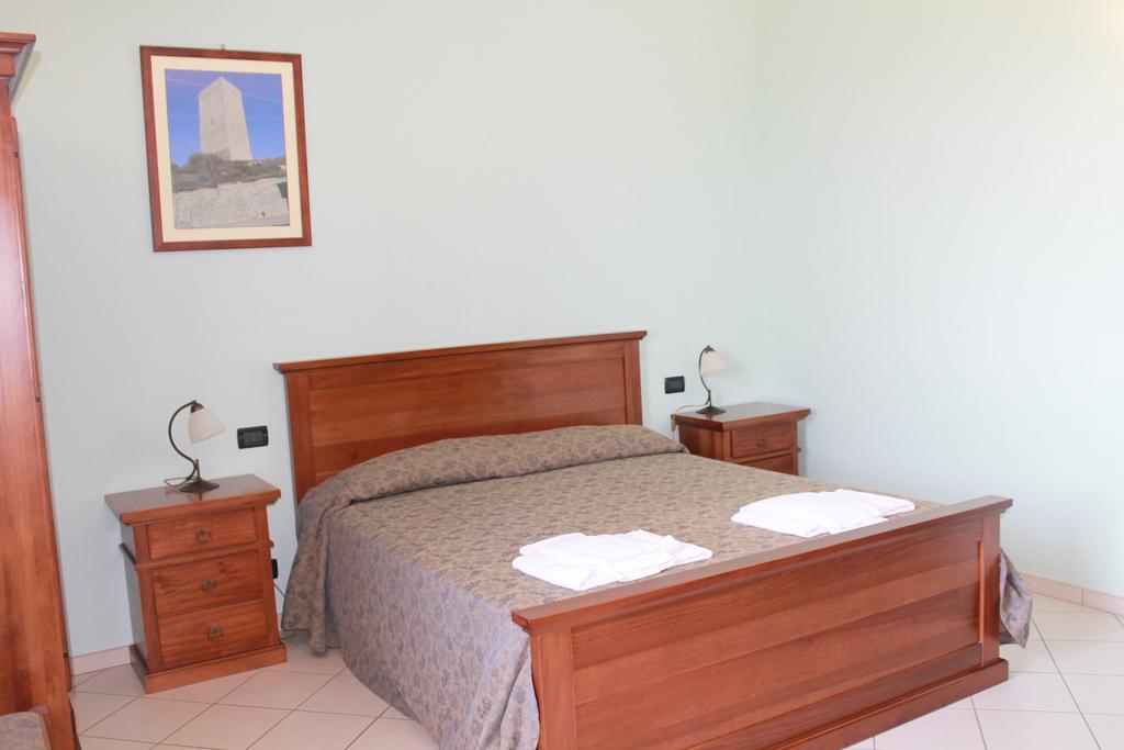Villa Carla Castino Екстериор снимка